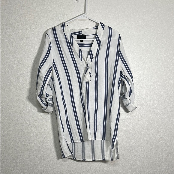 Lumiere Striped Blue and White  Shirt M - Picture 1 of 5